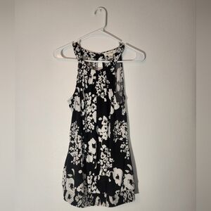 Women's White House Black Market casual sleeveless Size S top
